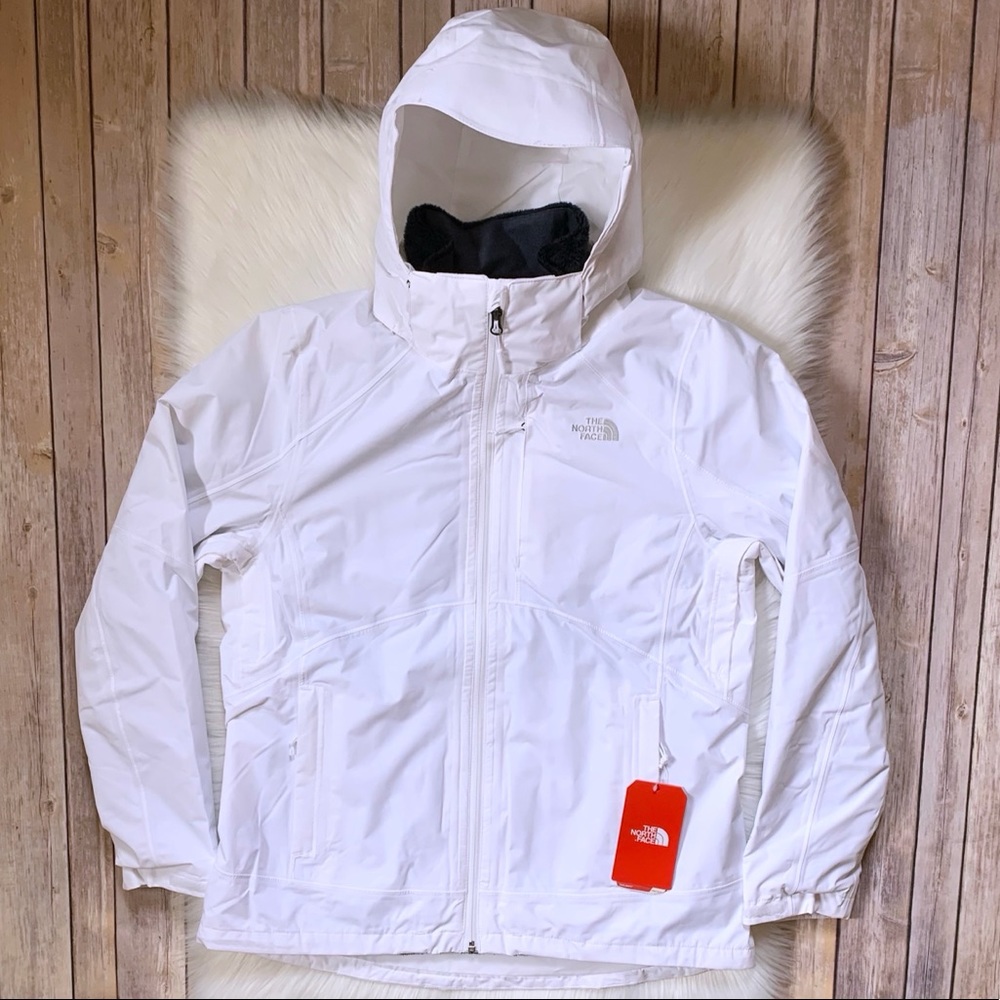 The North Face Osito TriClimate Jacket In White - Picture 3 of 10